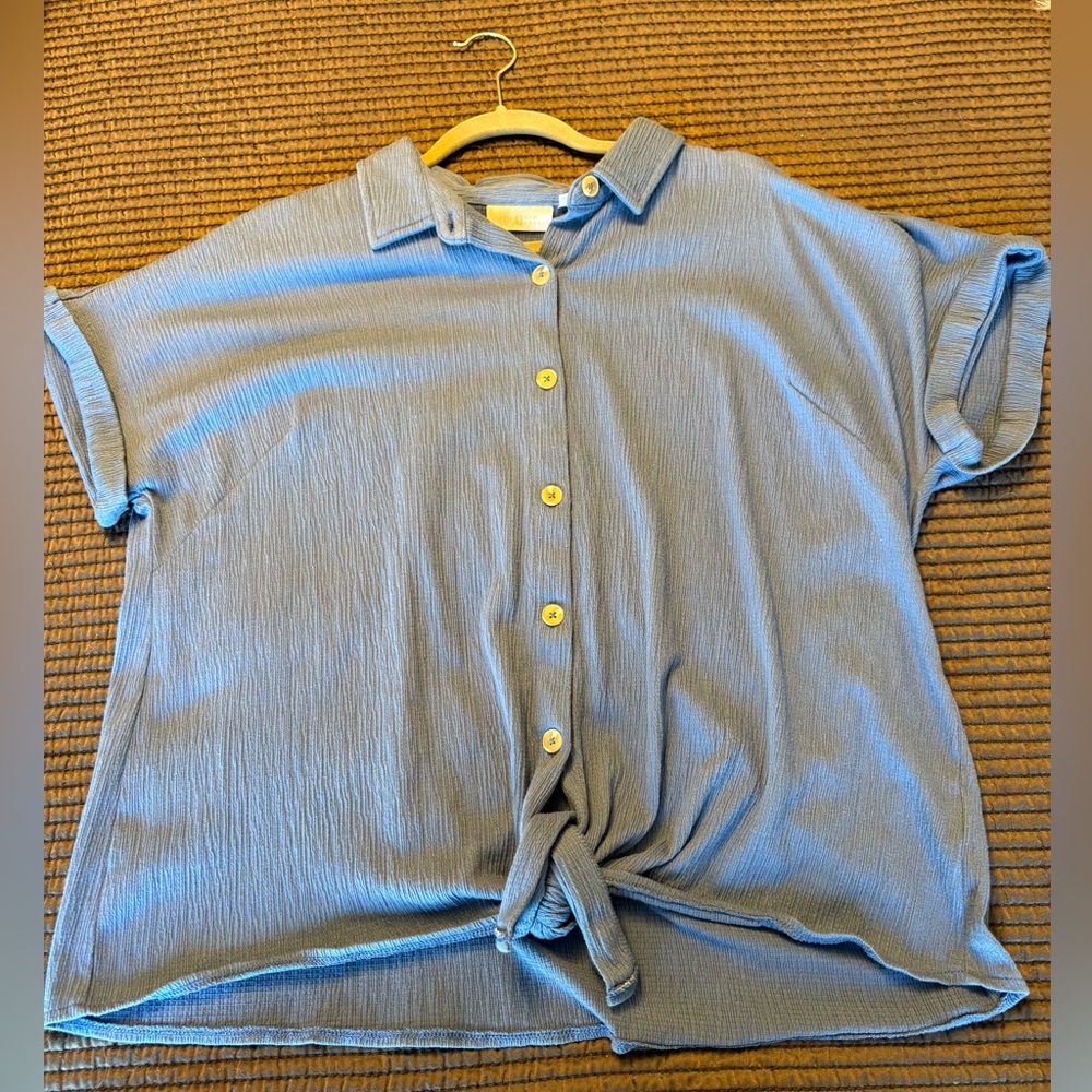 Kim Gravel Blue Button-Up and Tie bottom Women's Top